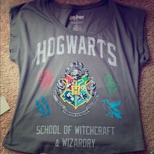 a crop top | harry potter |